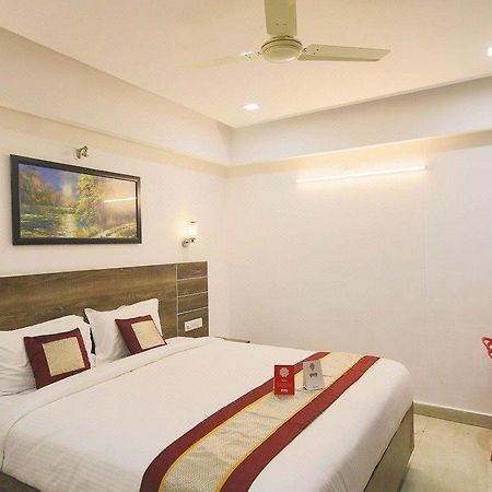 Oyo 9647 Hotel Mvv Bhavan 비사카파트남 외부 사진